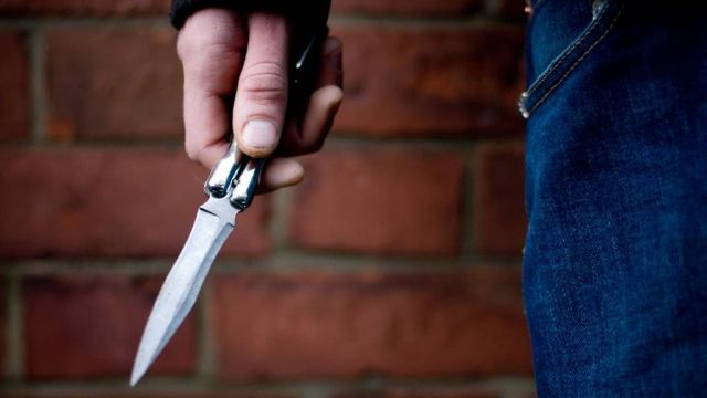 Ставрополец пытался ограбить полицейского Ставрополец пытался ограбить полицейского