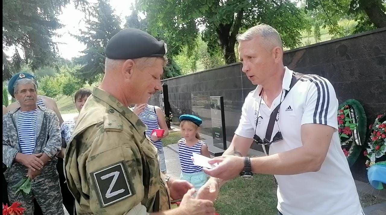 В Кисловодске наградили десантника и участника спецоперации на Украине