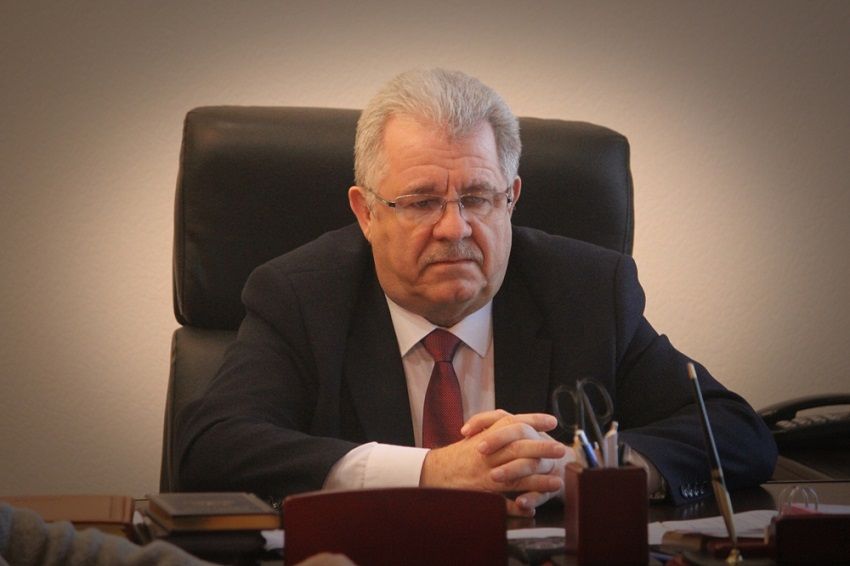 Глава Кировского городского округа Владимир Лукинов сложил полномочия