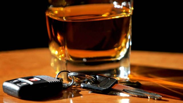 В Ставропольском крае приставы навещают на дому автолюбителей, лишённых прав за пьянство за рулём В Ставропольском крае приставы навещают на дому автолюбителей, лишённых прав за пьянство за рулём