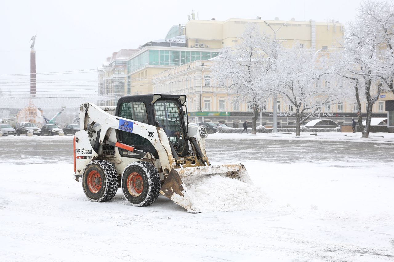 За минувшие двое суток из Ставрополя было вывезено почти 1700 кубометров снега За минувшие двое суток из Ставрополя было вывезено почти 1700 кубометров снега