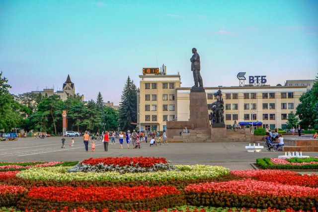 В субботу добраться до центра Ставрополя горожане смогут по обновлённым маршрутам В субботу добраться до центра Ставрополя горожане смогут по обновлённым маршрутам