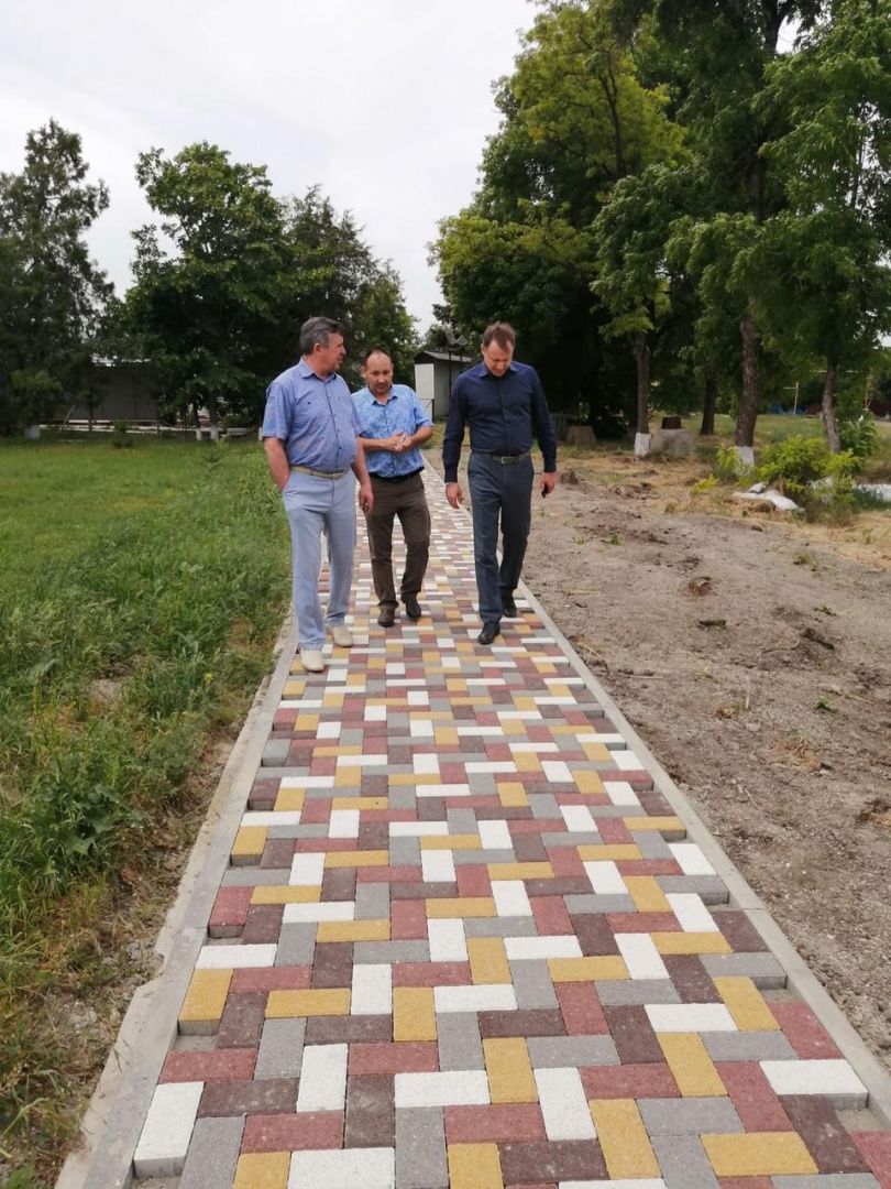 В Красногвардейском округе успешно проходит ремонт сельских дорог