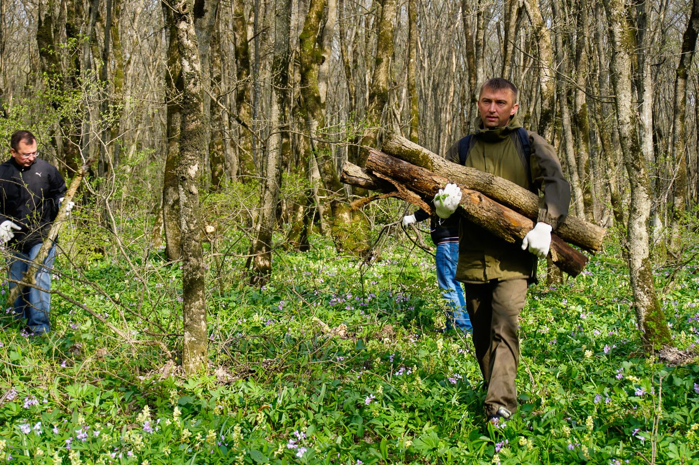 На Ставрополье продолжается череда субботников На Ставрополье продолжается череда субботников