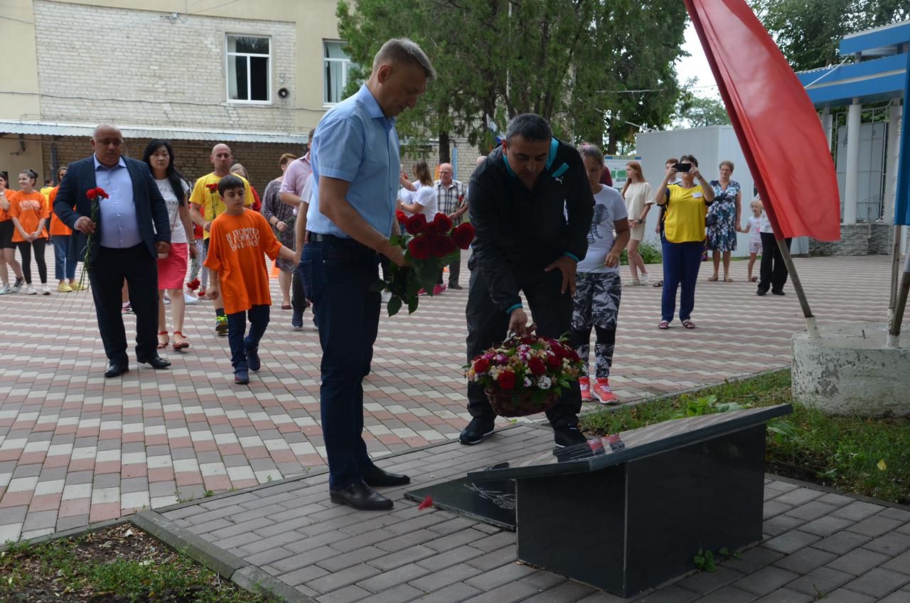 На Ставрополье отметили 238-летие подписания Георгиевского трактата На Ставрополье отметили 238-летие подписания Георгиевского трактата