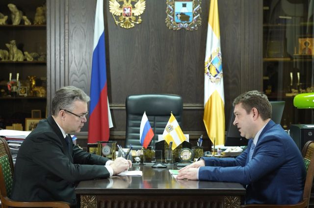 Губернатор обсудил ситуацию с коронавирусом с министром здравоохранения Ставропольского края Губернатор обсудил ситуацию с коронавирусом с министром здравоохранения Ставропольского края