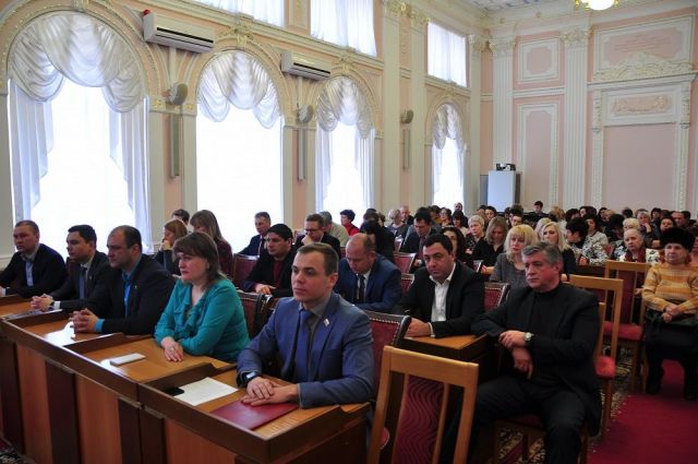 В Ставрополе прошли публичные слушания по внесению изменений в Устав краевого центра В Ставрополе прошли публичные слушания по внесению изменений в Устав краевого центра
