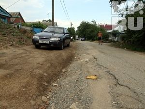 Ставропольцы на свои деньги прокладывают асфальт Ставропольцы на свои деньги прокладывают асфальт