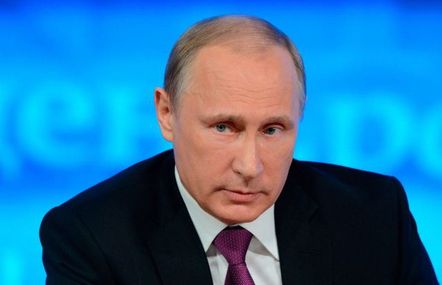 Президент России призвал защищать трудовые права работающих в интернете Президент России призвал защищать трудовые права работающих в интернете