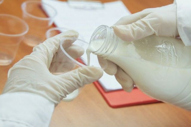 В кефире «МКС» и «Будённовскмолпродукта» нашли кишечную палочку В кефире «МКС» и «Будённовскмолпродукта» нашли кишечную палочку