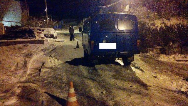 В Ставрополе водитель автомобиля сбил ребёнка, катающегося на санках В Ставрополе водитель автомобиля сбил ребёнка, катающегося на санках