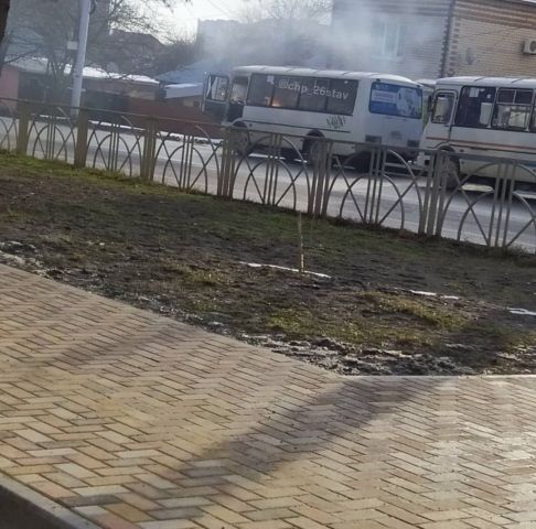 В Ставрополе загорелся пассажирский автобус В Ставрополе загорелся пассажирский автобус