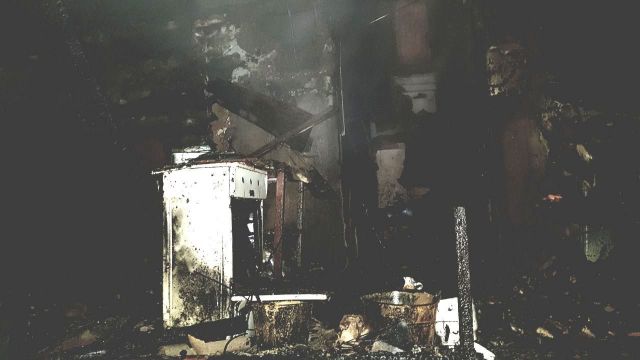 В Ставропольском крае загорелся частный дом, погиб ребёнок В Ставропольском крае загорелся частный дом, погиб ребёнок