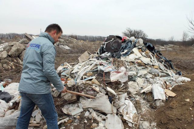На границе с Русским лесом свалка мусора разрослась на 9 гектаров На границе с Русским лесом свалка мусора разрослась на 9 гектаров
