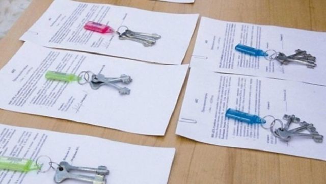 На Ставрополье 30 семей вынужденных переселенцев получили жилищные сертификаты На Ставрополье 30 семей вынужденных переселенцев получили жилищные сертификаты
