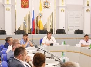 Работники кисловодского «Водоканала» обратились к депутатам с просьбой о помощи Работники кисловодского «Водоканала» обратились к депутатам с просьбой о помощи