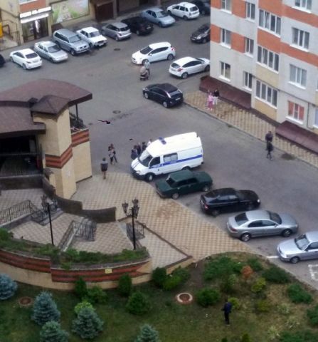 Массовая драка в Юго-Западном районе Ставрополя попала на видео Массовая драка в Юго-Западном районе Ставрополя попала на видео
