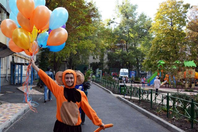В Ставрополе жители «приняли в эксплуатацию» ещё один благоустроенный двор В Ставрополе жители «приняли в эксплуатацию» ещё один благоустроенный двор