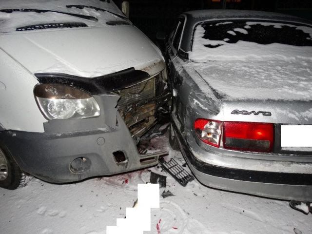 На Ставрополье водитель легковушки заснул за рулём и совершил тройное ДТП На Ставрополье водитель легковушки заснул за рулём и совершил тройное ДТП
