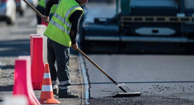 На улице Лермонтова в Ставрополе перекрыли движение На улице Лермонтова в Ставрополе перекрыли движение