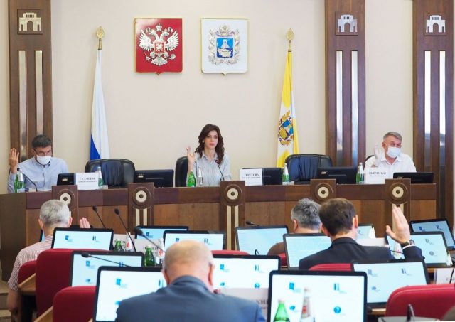 Депутаты рассмотрели новый законопроект об уполномоченном по правам человека в Ставропольском крае Депутаты рассмотрели новый законопроект об уполномоченном по правам человека в Ставропольском крае