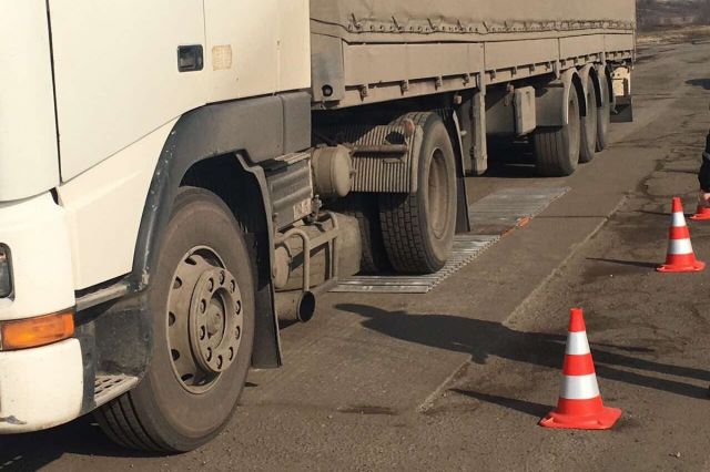 Летом власти ограничат движение большегрузов по дорогам Ставрополья Летом власти ограничат движение большегрузов по дорогам Ставрополья
