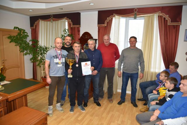 В Ставрополе наградили призёров чемпионата края по автомобильному кроссу 2017 В Ставрополе наградили призёров чемпионата края по автомобильному кроссу 2017