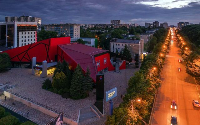 В Ставрополе после реконструкции открылся кинотеатр «Салют» В Ставрополе после реконструкции открылся кинотеатр «Салют»