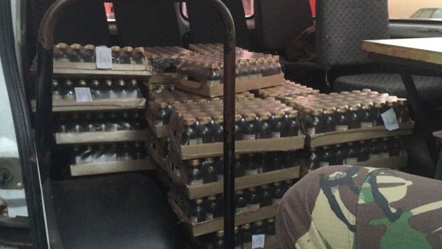 В Ставрополе из незаконного оборота изъяли более полутора тысяч литров лосьона «Боярышник» В Ставрополе из незаконного оборота изъяли более полутора тысяч литров лосьона «Боярышник»