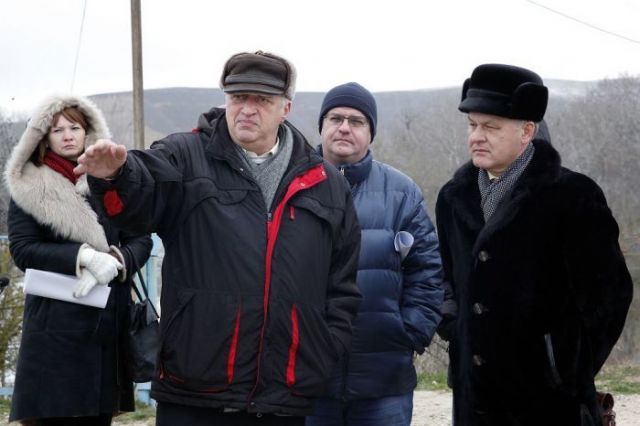 Краевые депутаты оценили состояние Отказненского водохранилища Краевые депутаты оценили состояние Отказненского водохранилища