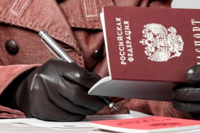 В Невинномысске на женщину завели уголовное дело за фиктивную прописку иностранцев В Невинномысске на женщину завели уголовное дело за фиктивную прописку иностранцев