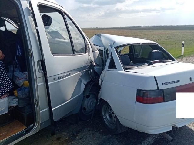 На Ставрополье в ДТП погиб один человек и двое пострадали На Ставрополье в ДТП погиб один человек и двое пострадали