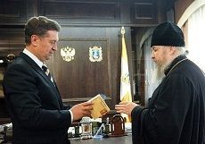 Валерий Гаевский провел встречу с епископом Ставропольским и Невинномысским Валерий Гаевский провел встречу с епископом Ставропольским и Невинномысским