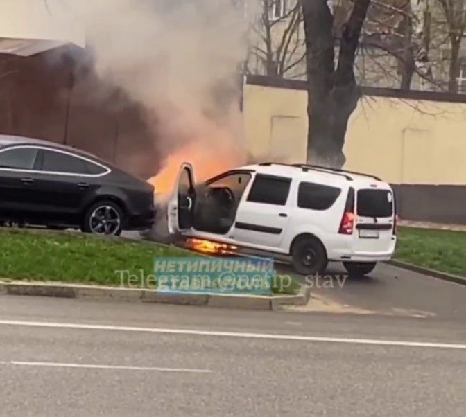 В центре Ставрополя потушили горящий автомобиль