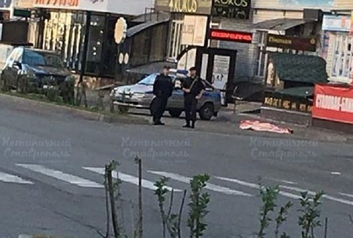 Следователи выясняют причины падения женщины из окна многоэтажки в Ставрополе Следователи выясняют причины падения женщины из окна многоэтажки в Ставрополе