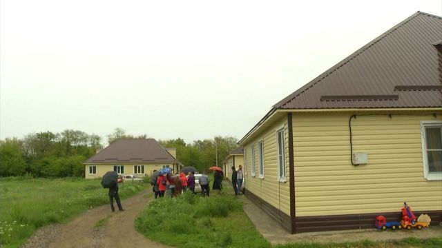 Квартиры для детей-сирот в станице Лысогорской приведут в порядок Квартиры для детей-сирот в станице Лысогорской приведут в порядок