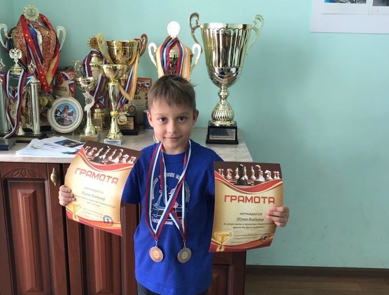 7-летний шахматист представит Ставропольский край в первенстве России 7-летний шахматист представит Ставропольский край в первенстве России