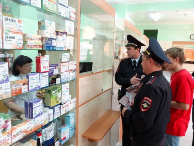 В Георгиевске полиция провела рейд по аптекам В Георгиевске полиция провела рейд по аптекам