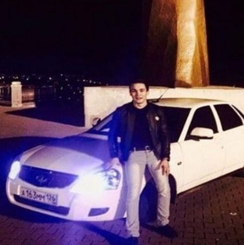 В Ставрополе оштрафуют автолюбителя за парковку возле памятника красноармейцу В Ставрополе оштрафуют автолюбителя за парковку возле памятника красноармейцу