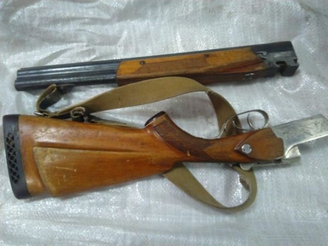 В Ставропольском крае у ранее судимого гражданина изъяли 10 килограммов наркотика и обрез ружья В Ставропольском крае у ранее судимого гражданина изъяли 10 килограммов наркотика и обрез ружья