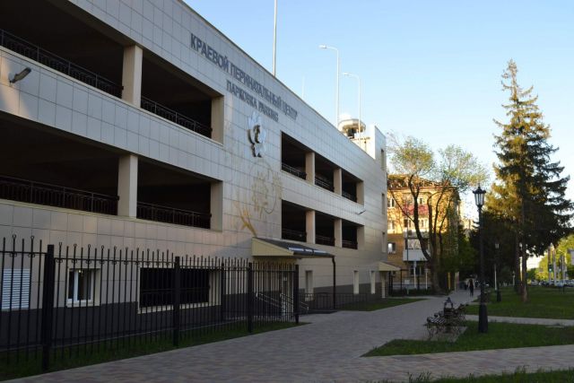 На время отпуска ставропольцы могут оставить свои автомобили на парковке у перинатального центра На время отпуска ставропольцы могут оставить свои автомобили на парковке у перинатального центра