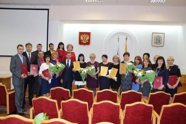 На Ставрополье определили лучших муниципальных служащих На Ставрополье определили лучших муниципальных служащих