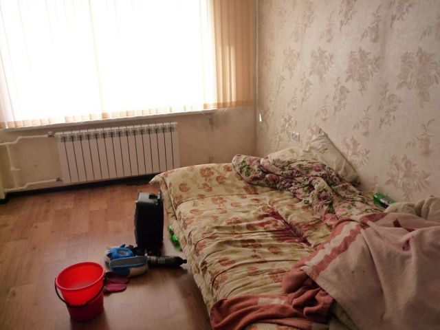 В Будённовске молодая мать выбросила в окно первого этажа новорождённого ребёнка В Будённовске молодая мать выбросила в окно первого этажа новорождённого ребёнка
