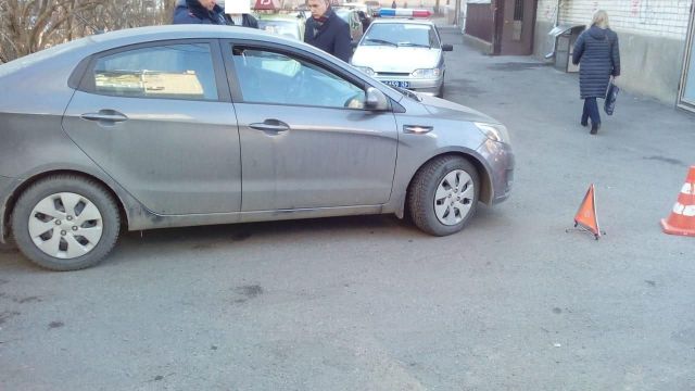 В Ставрополе 9-летний мальчик попал под колёса легковушки В Ставрополе 9-летний мальчик попал под колёса легковушки