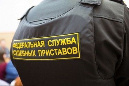 Приставы арестовали у крупного оптовика 80 автомобилей Приставы арестовали у крупного оптовика 80 автомобилей
