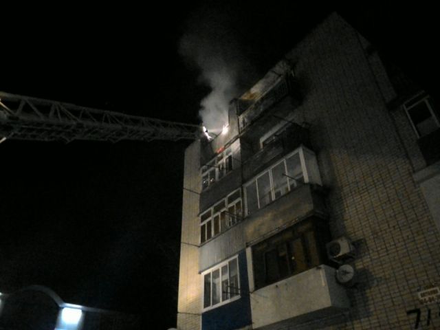 В Ставрополе произошёл пожар в многоэтажке, 1 человек погиб В Ставрополе произошёл пожар в многоэтажке, 1 человек погиб