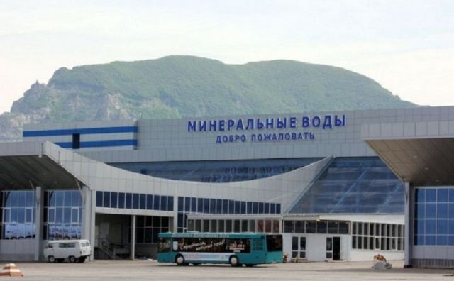 Самолёт из Москвы вынужденно сел в Минеральных Водах из-за курящего пассажира Самолёт из Москвы вынужденно сел в Минеральных Водах из-за курящего пассажира