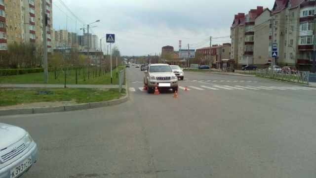 В Ставрополе водитель внедорожника сбил школьника на пешеходном переходе В Ставрополе водитель внедорожника сбил школьника на пешеходном переходе