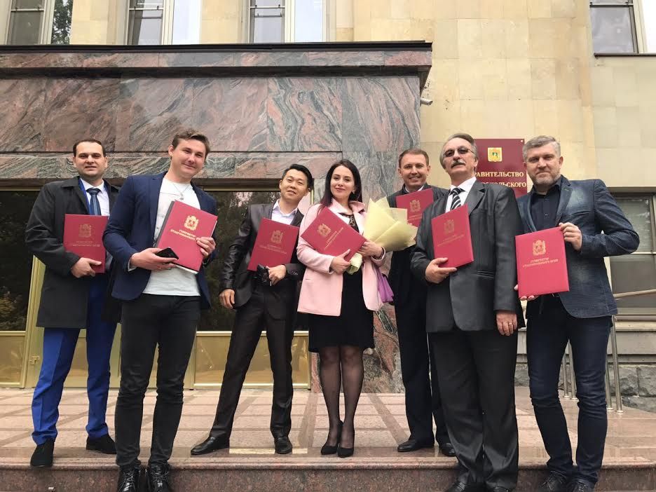 За профессионализм и отличный концерт 9 Мая ставропольских артистов лично поблагодарил губернатор края За профессионализм и отличный концерт 9 Мая ставропольских артистов лично поблагодарил губернатор края