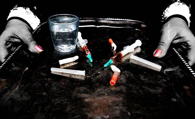 В краевом центре горожан просят сообщать, где торгуют смертью В краевом центре горожан просят сообщать, где торгуют смертью